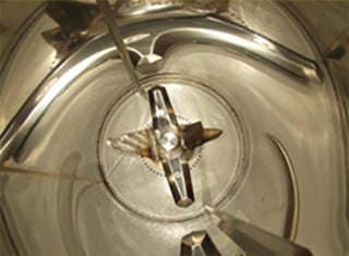 Shredding and sterilization of dialysis waste in a single vessel