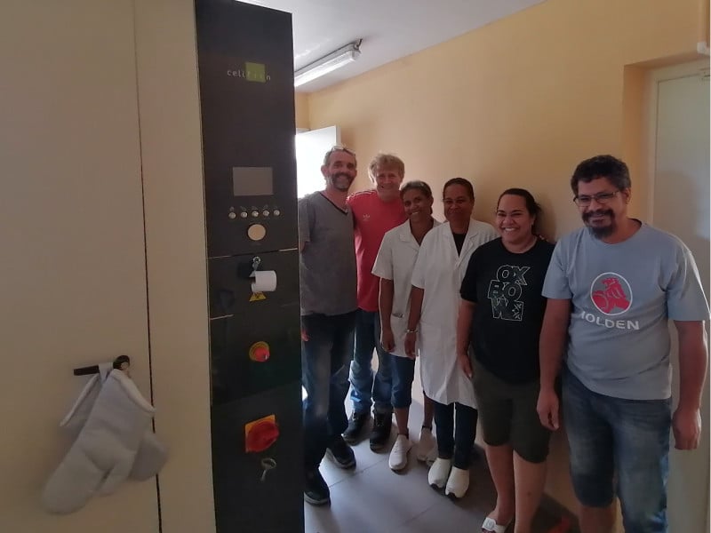 O sistema integrado de esterilização e trituração ISS AC-575 da Celitron chega a mais um país!