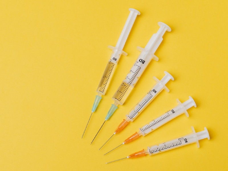 Used hypodermic needle disposal: how to treat medical sharps waste safely